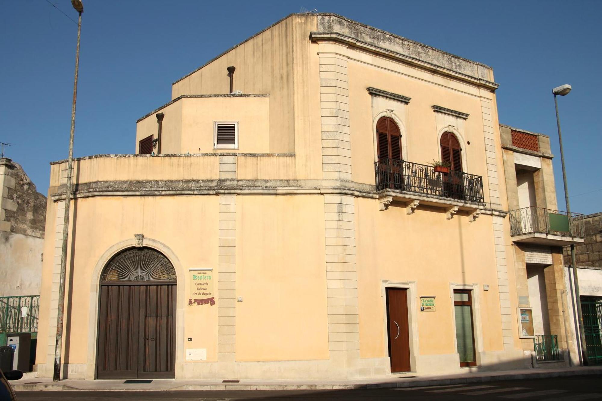 La Stella Di Keplero Hotel Cannole Buitenkant foto